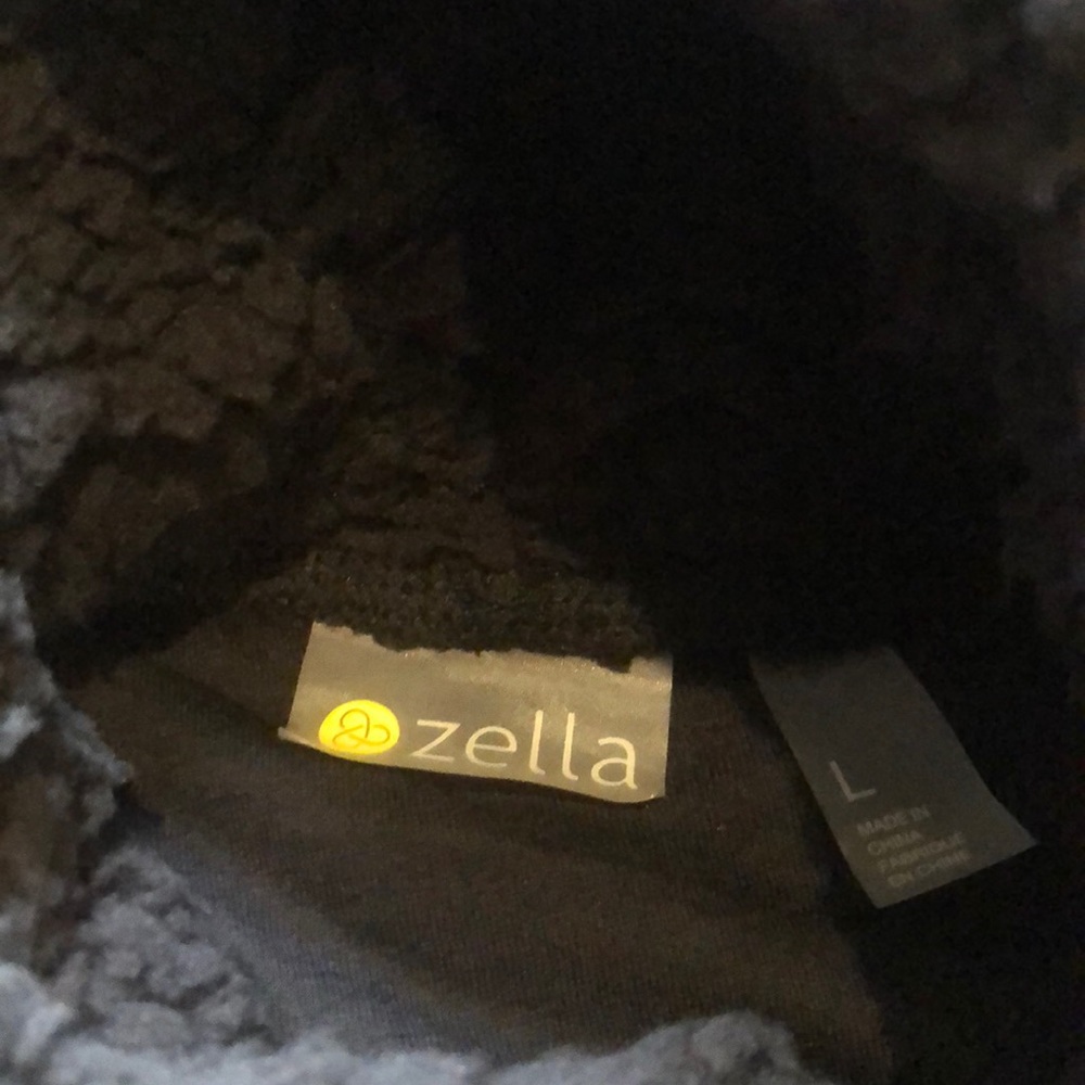 NWT! Zella Cassie black faux shearling hoodie - Picture 11 of 11